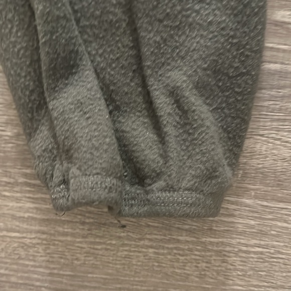 Jac Parker sweatsuit, barely worn, cozy, comfy, small top, medium bottom - Picture 6 of 6